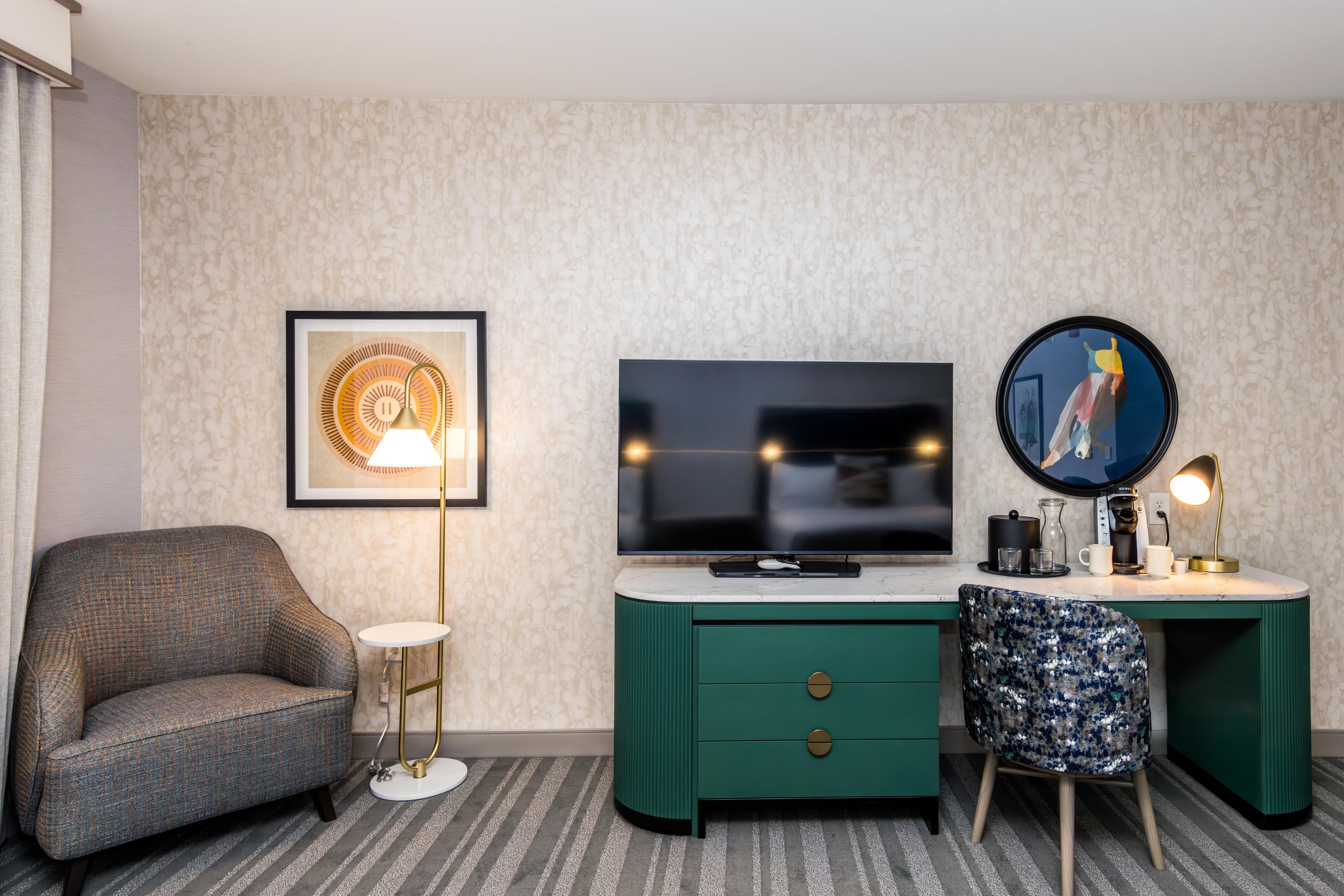 Voco The Clair Cincinnati Downtown Junior Suite